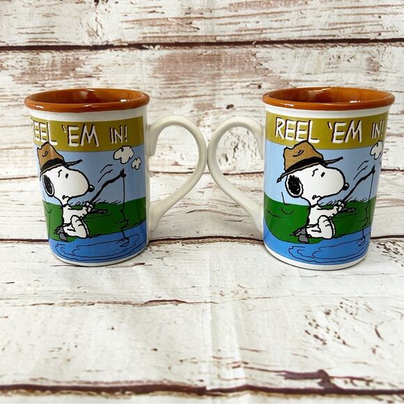 PEANUTS Vintage 2011 Charlie Brown Snoopy Fishing Mugs - Picture 4 of 7